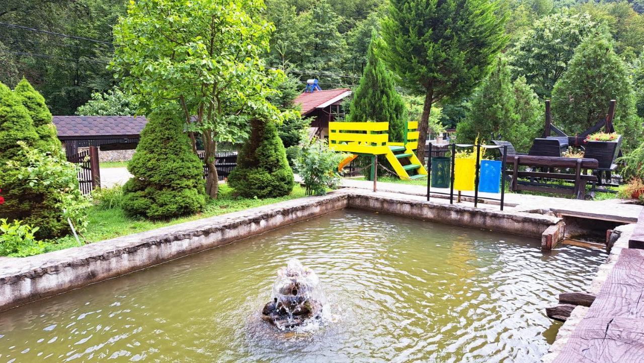 Hanul Vanatorului Gureni Exterior photo